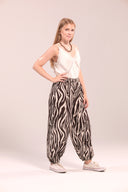 Pantalón ancho estampado cebra