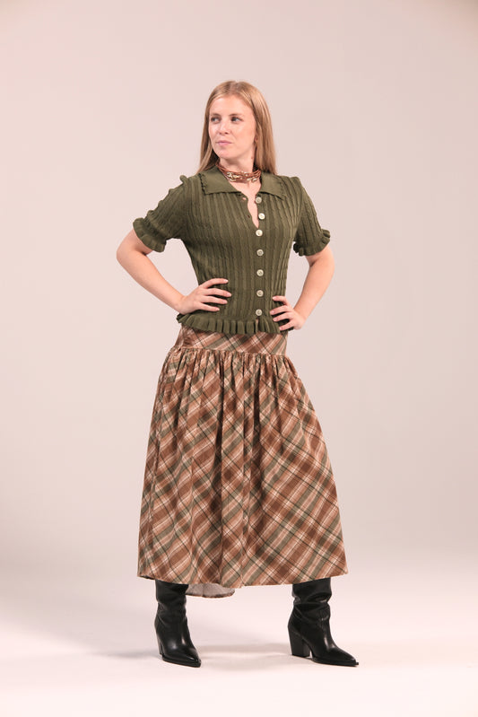Falda midi de cuadros
