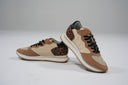 Zapatillas deportivas beige y camel con detalle animal print