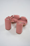 Tacones rosa con plataforma y tacón ancho