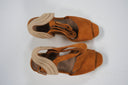 Sandalias de cuña en serraje camel con plataforma de yute