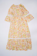 Vestido largo floral con encaje en tonos pastel